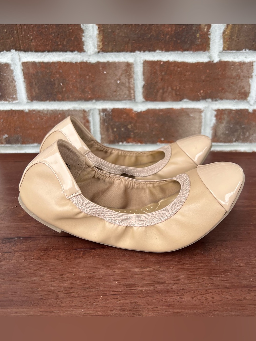 Dexflex nude flats